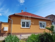 For sale family house Érsekcsanád, 91m2