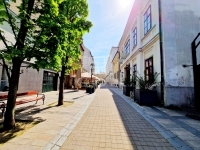 Miete wohnung Miskolc, 525m2
