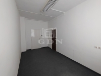Kiadó iroda Székesfehérvár, 16m2